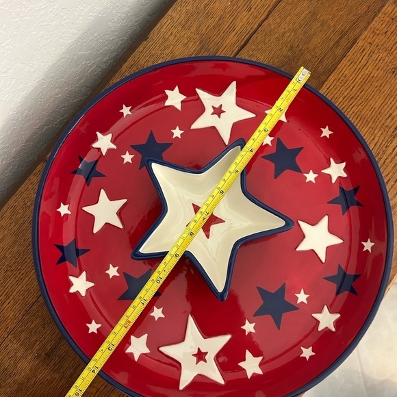 Celebrate with this Tropix Chips and Dip Serving Tray - Brand New in Box - Picture 10 of 11